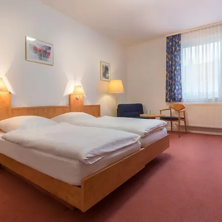 Cvjm Am Wollmarkt Hotel 2*