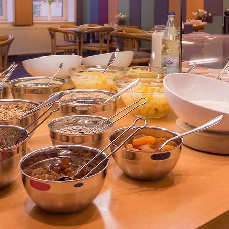 Cvjm Am Wollmarkt 2*